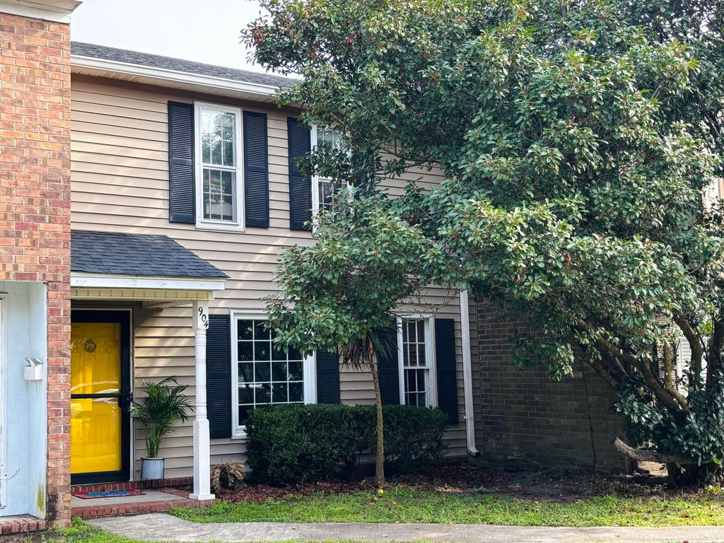 904 Beresford Court, Mount Pleasant, SC 29464