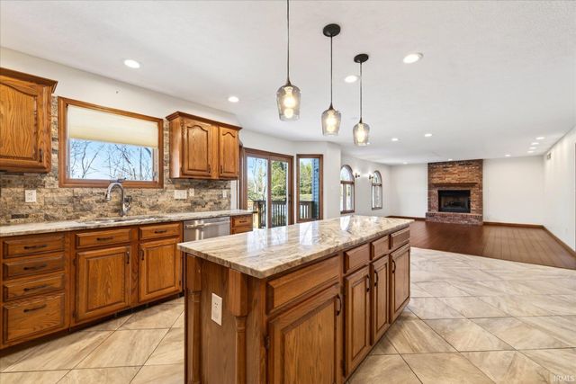 3825 E Devonshire Court, Bloomington, IN 47408