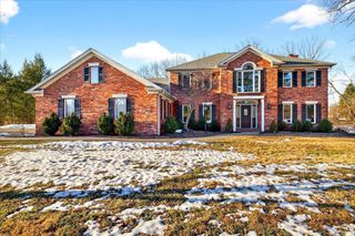 3825 E Devonshire Court, Bloomington, IN 47408