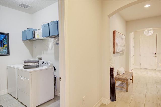 1132 WOOD DALE CIRCLE, Oviedo, FL 32765