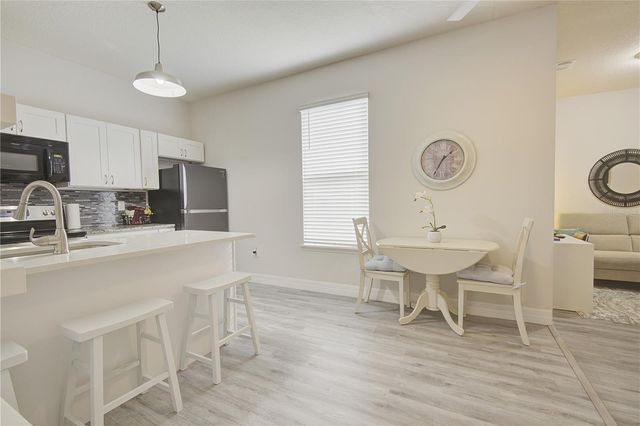 1132 WOOD DALE CIRCLE, Oviedo, FL 32765