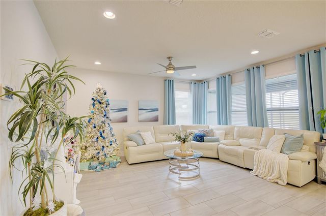 1132 WOOD DALE CIRCLE, Oviedo, FL 32765