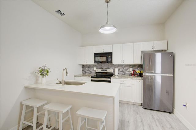 1132 WOOD DALE CIRCLE, Oviedo, FL 32765