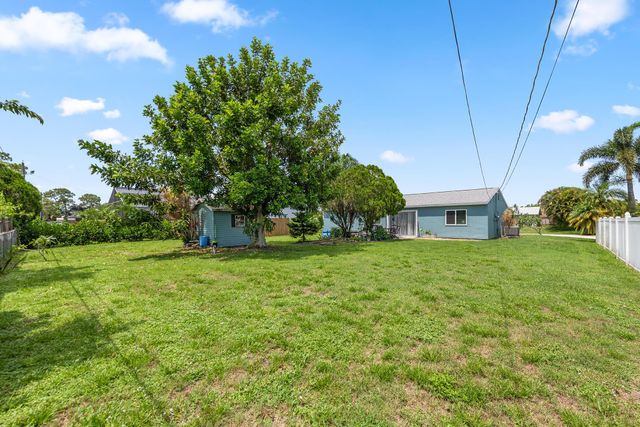 1261 SE Ladner Street, Port St Lucie, FL 34983