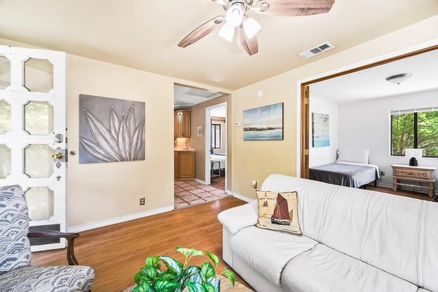 4812 Avenue G B, Austin, TX 78751