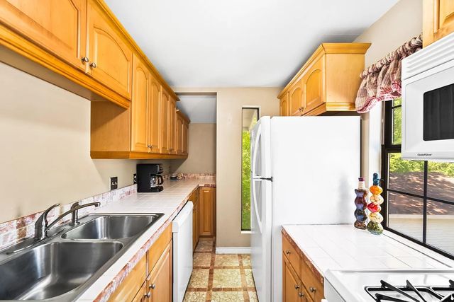 4812 Avenue G B, Austin, TX 78751