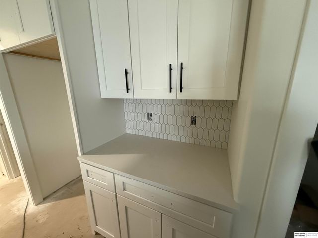 19807 Willow Street, Gretna, NE 68028