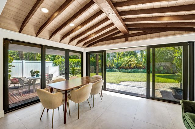 1424 NE 16TH Avenue, Fort Lauderdale, FL 33304
