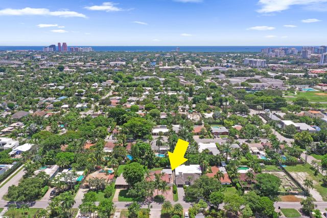 1424 NE 16TH Avenue, Fort Lauderdale, FL 33304