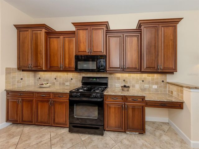 222 MARTELLAGO DRIVE, North Venice, FL 34275