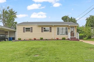 4212 Sweet Gum Drive, St Louis, MO 63125