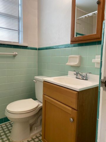 607 Jessamine Blvd Apt 2, Daytona Beach, FL 32118