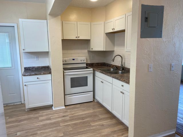 607 Jessamine Blvd Apt 2, Daytona Beach, FL 32118