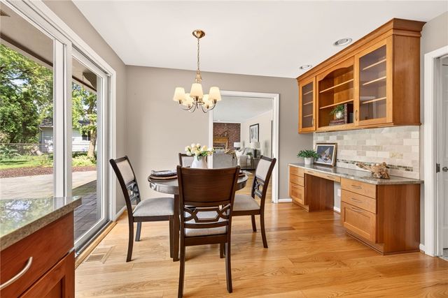 14 Pin Hook Lane, Pittsford, NY 14534