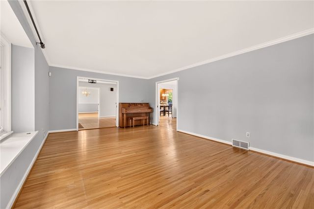 14 Pin Hook Lane, Pittsford, NY 14534
