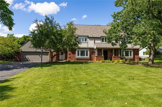 14 Pin Hook Lane, Pittsford, NY 14534