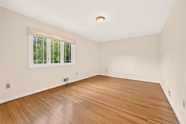 14 Pin Hook Lane, Pittsford, NY 14534