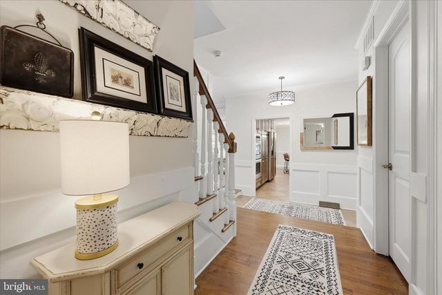 10 E RIDING DR, Cherry Hill, NJ 08003