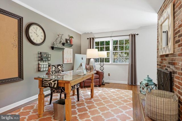 10 E RIDING DR, Cherry Hill, NJ 08003