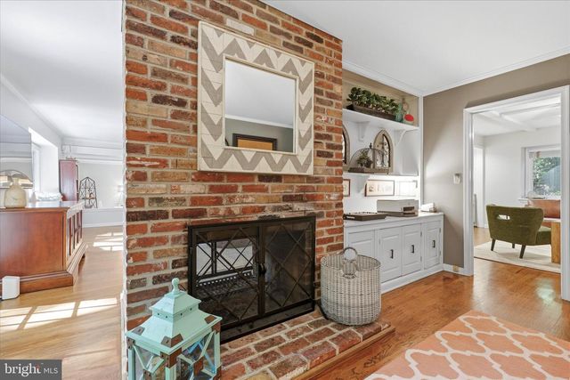 10 E RIDING DR, Cherry Hill, NJ 08003