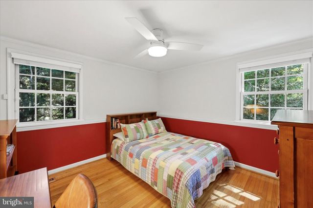 10 E RIDING DR, Cherry Hill, NJ 08003