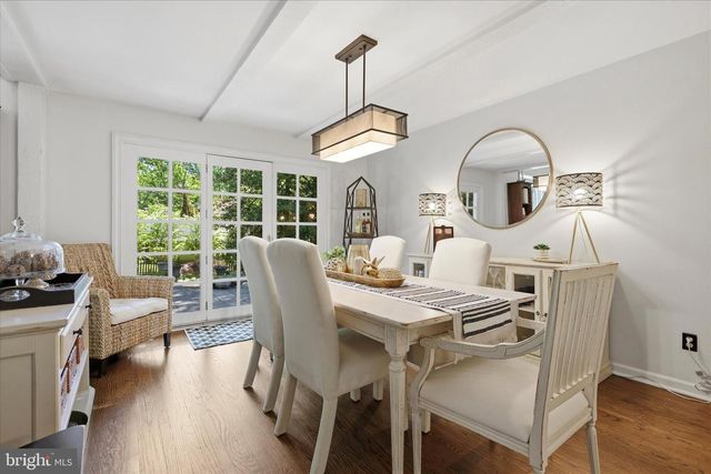 10 E RIDING DR, Cherry Hill, NJ 08003