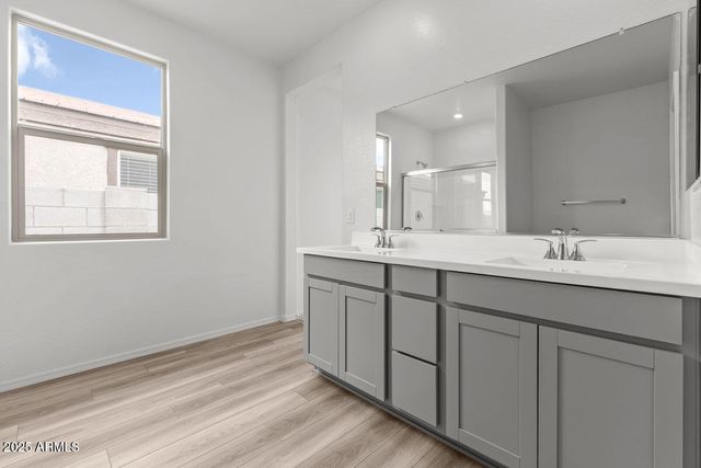 24659 W WAYLAND Drive, Buckeye, AZ 85326