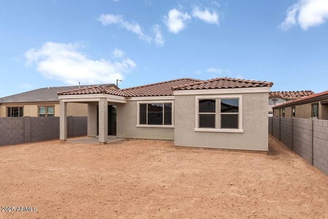 24659 W WAYLAND Drive, Buckeye, AZ 85326