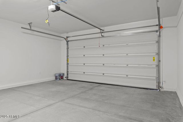 24659 W WAYLAND Drive, Buckeye, AZ 85326