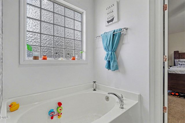 11 Cashew Lane, Smithfield, NC 27577