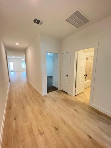 1631 Solana Drive, Fresno, TX 77545