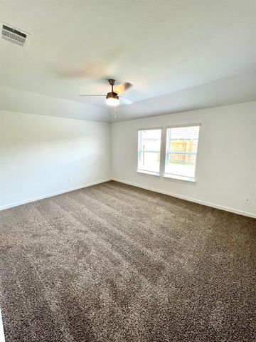 1631 Solana Drive, Fresno, TX 77545