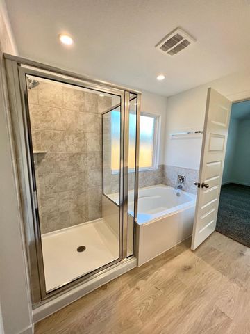 1631 Solana Drive, Fresno, TX 77545