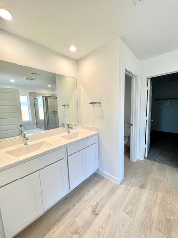 1631 Solana Drive, Fresno, TX 77545