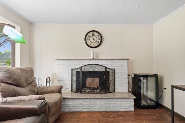 10907 E 17TH St, Spokane, WA 99206
