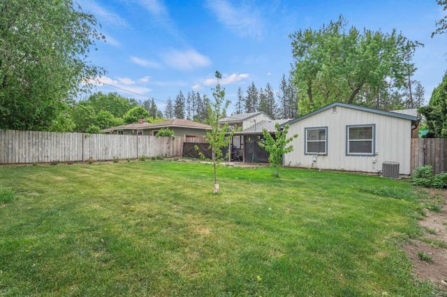 10907 E 17TH St, Spokane, WA 99206