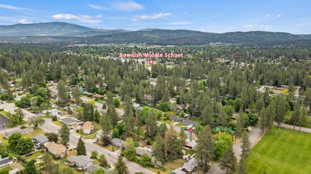 10907 E 17TH St, Spokane, WA 99206