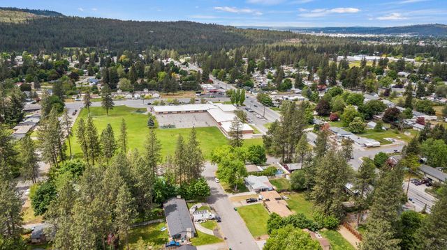 10907 E 17TH St, Spokane, WA 99206