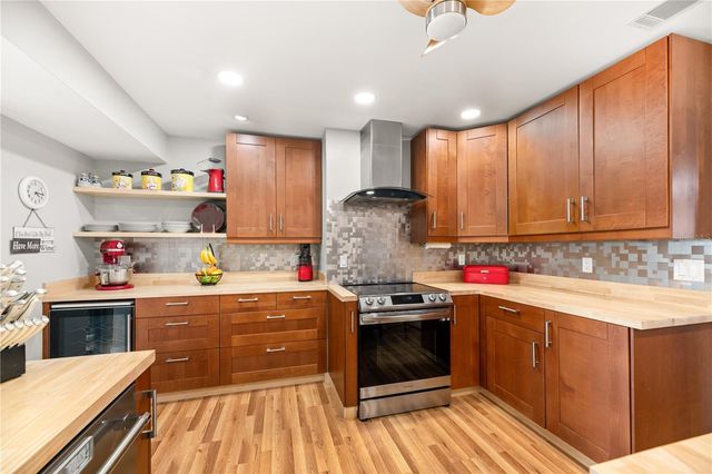 340 WELLINGTON DRIVE, Palm Coast, FL 32164