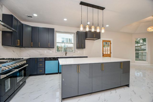 7603 Wilton Park Drive, Spring, TX 77379