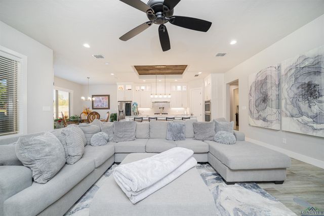 3807 Hidden Trails Lane, Longview, TX 75605