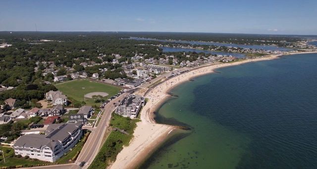 3 Sailaway Lane, Falmouth, MA 02536