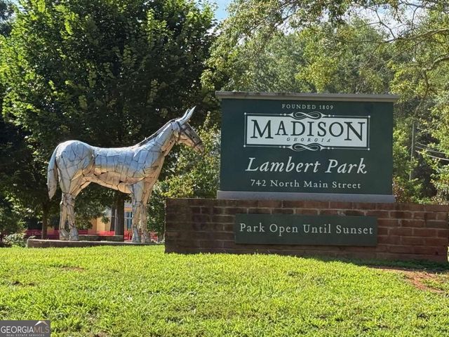 679 College Drive, Madison, GA 30650