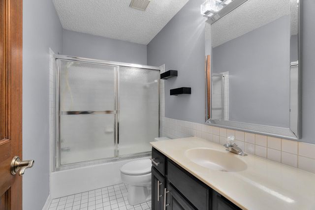 14451 Wellington Road, Minnetonka, MN 55391