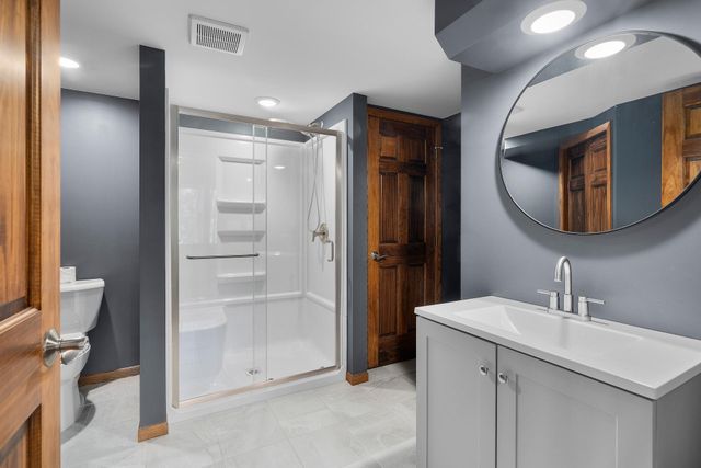 14451 Wellington Road, Minnetonka, MN 55391