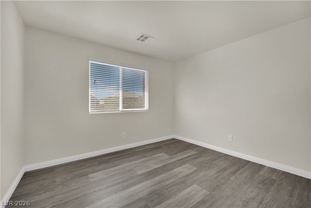 6704 Crystal Run Lane, Las Vegas, NV 89122