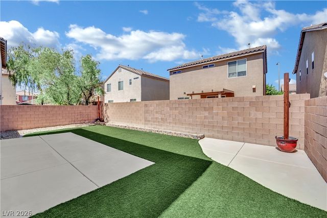 6704 Crystal Run Lane, Las Vegas, NV 89122