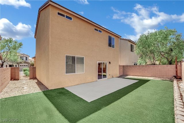 6704 Crystal Run Lane, Las Vegas, NV 89122