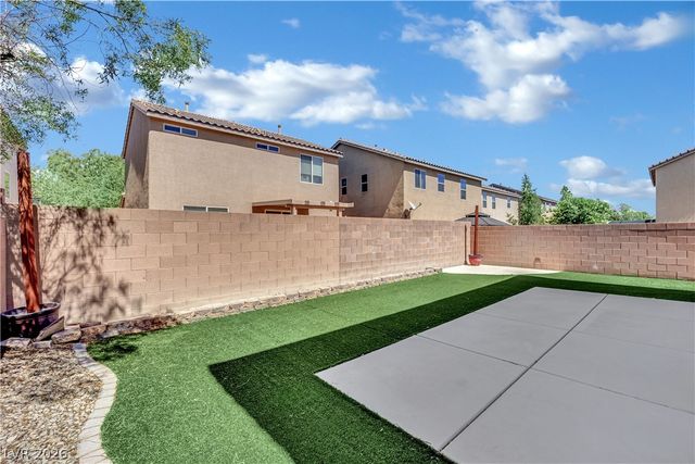 6704 Crystal Run Lane, Las Vegas, NV 89122