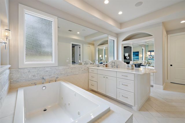 212 Bella Cima DR, Austin, TX 78734